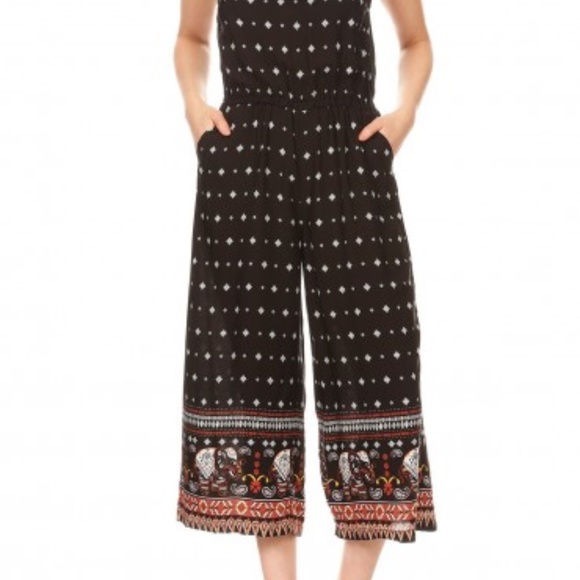 Navy w/ Pink Petals 🌸 Jumper - Picture 5 of 7